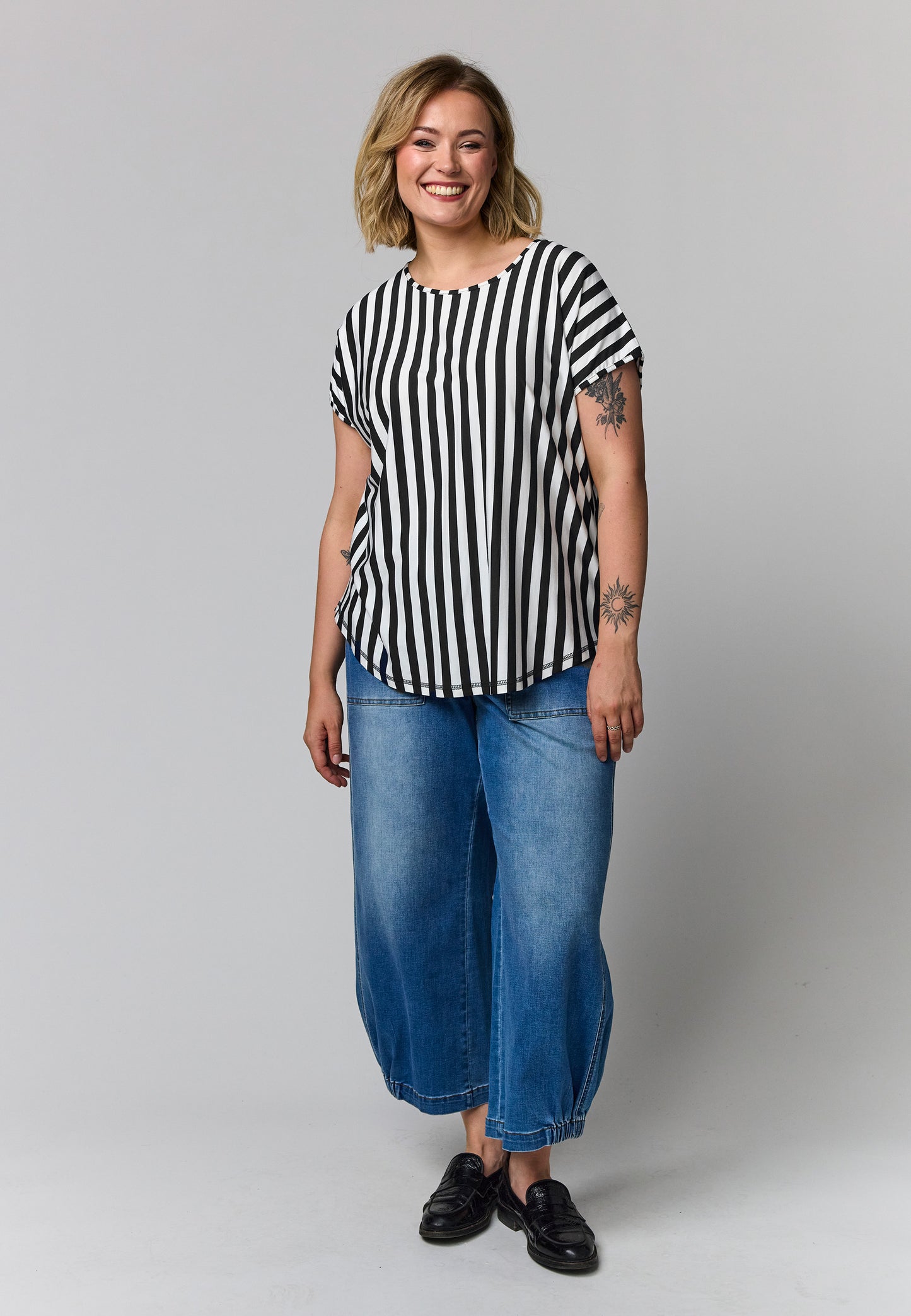 Gozzip Woman GGitte T-shirt striped T-Shirt Black/Offwhite stripes