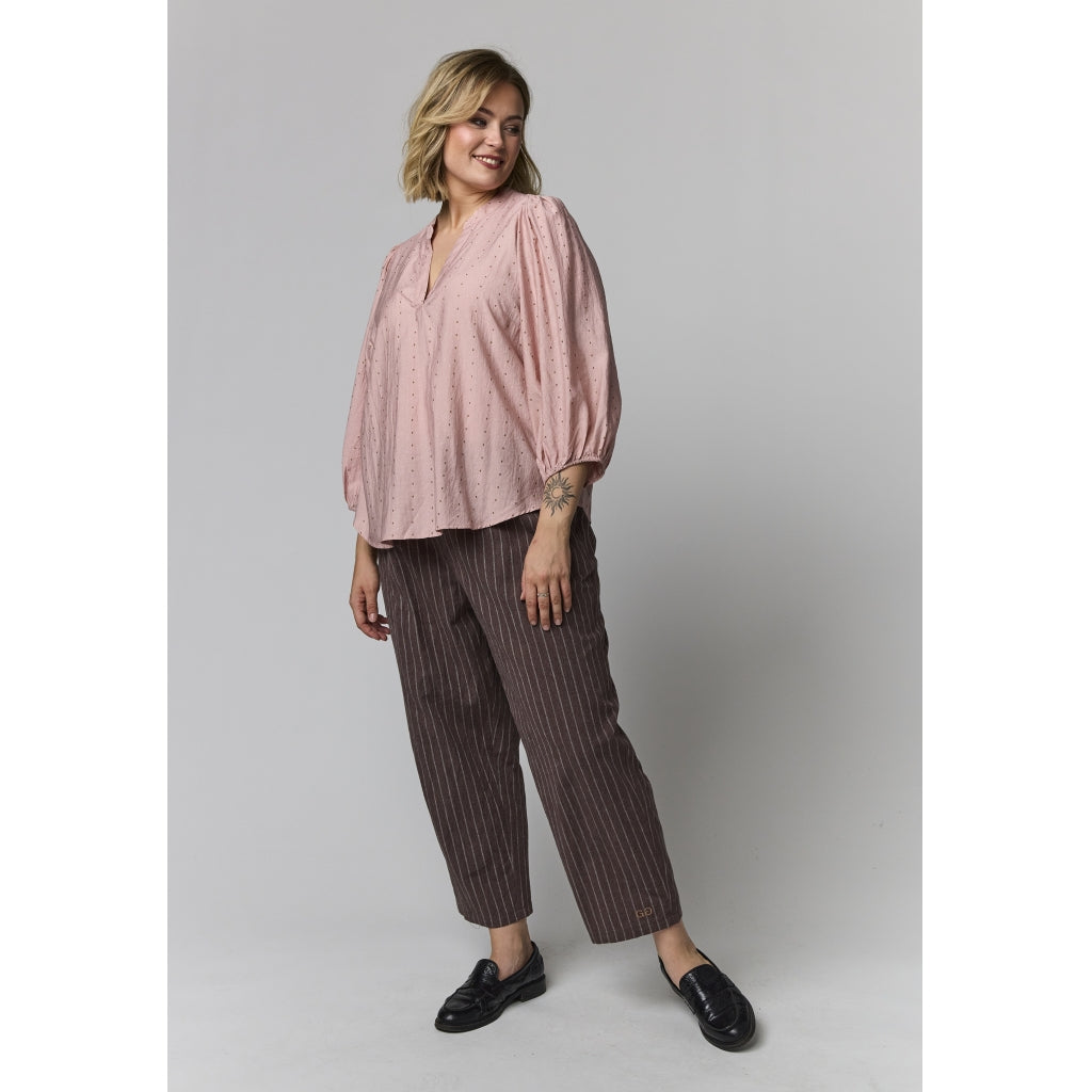 Gozzip Woman GAmaris Blouse Blouse Rose with brown and silver dots