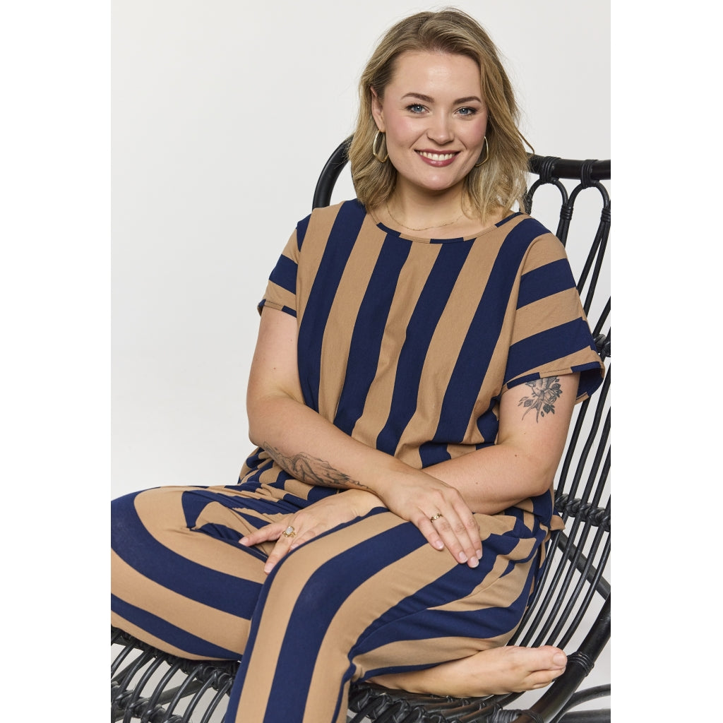 Gozzip Woman GGitte T-shirt striped T-Shirt Navy/Sand stripe