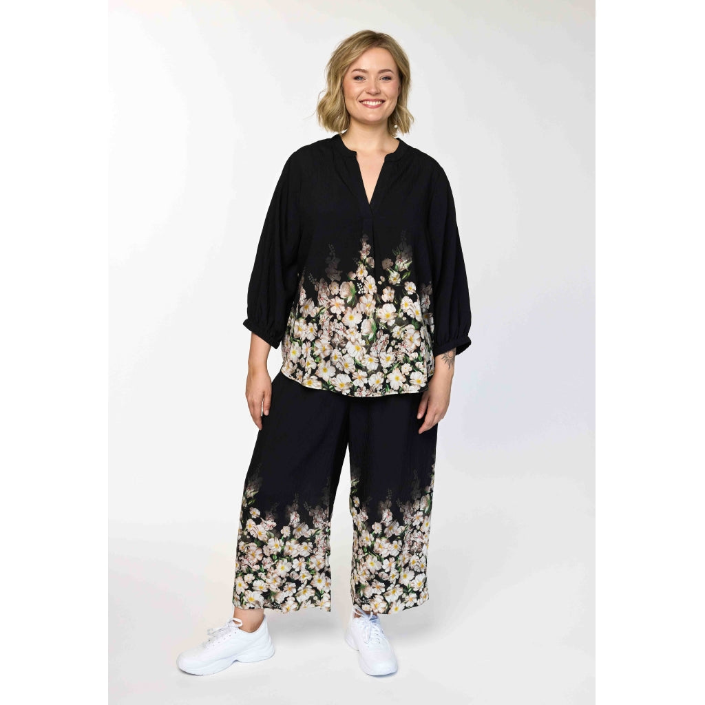 Gozzip Woman GKarina Loose 3/4 pants 3/4 Loose Pant Black